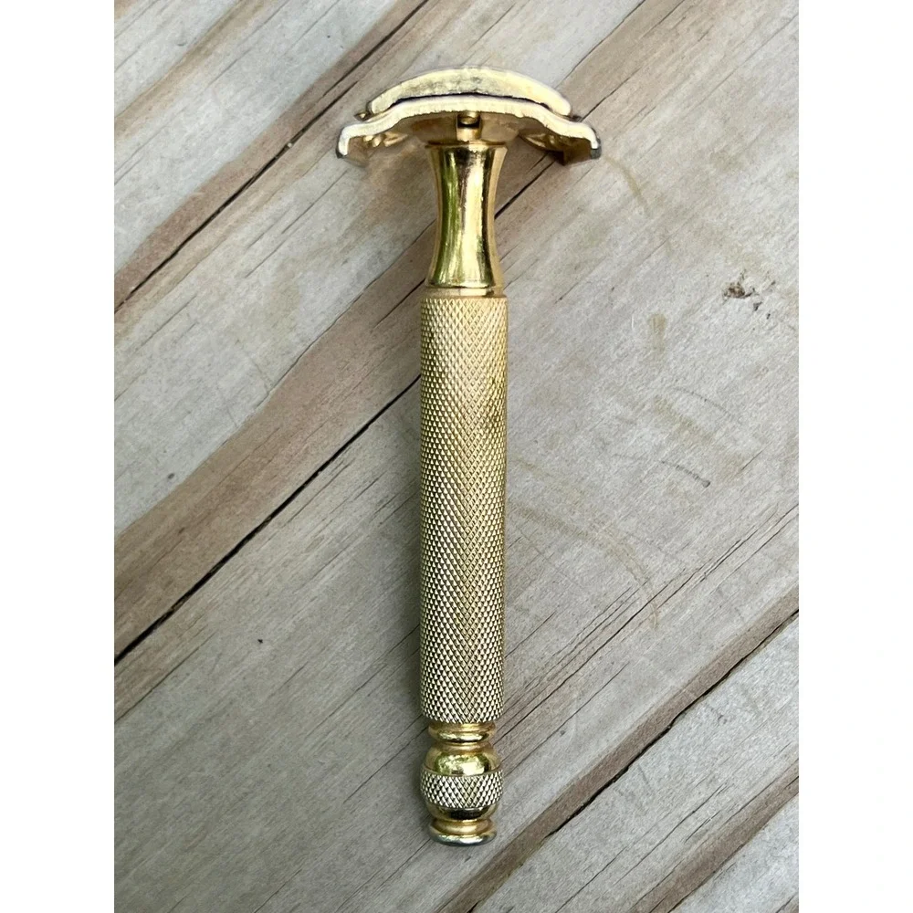 Gillette Safety Razor Gold Tone Metal 1940s Gold OS Good